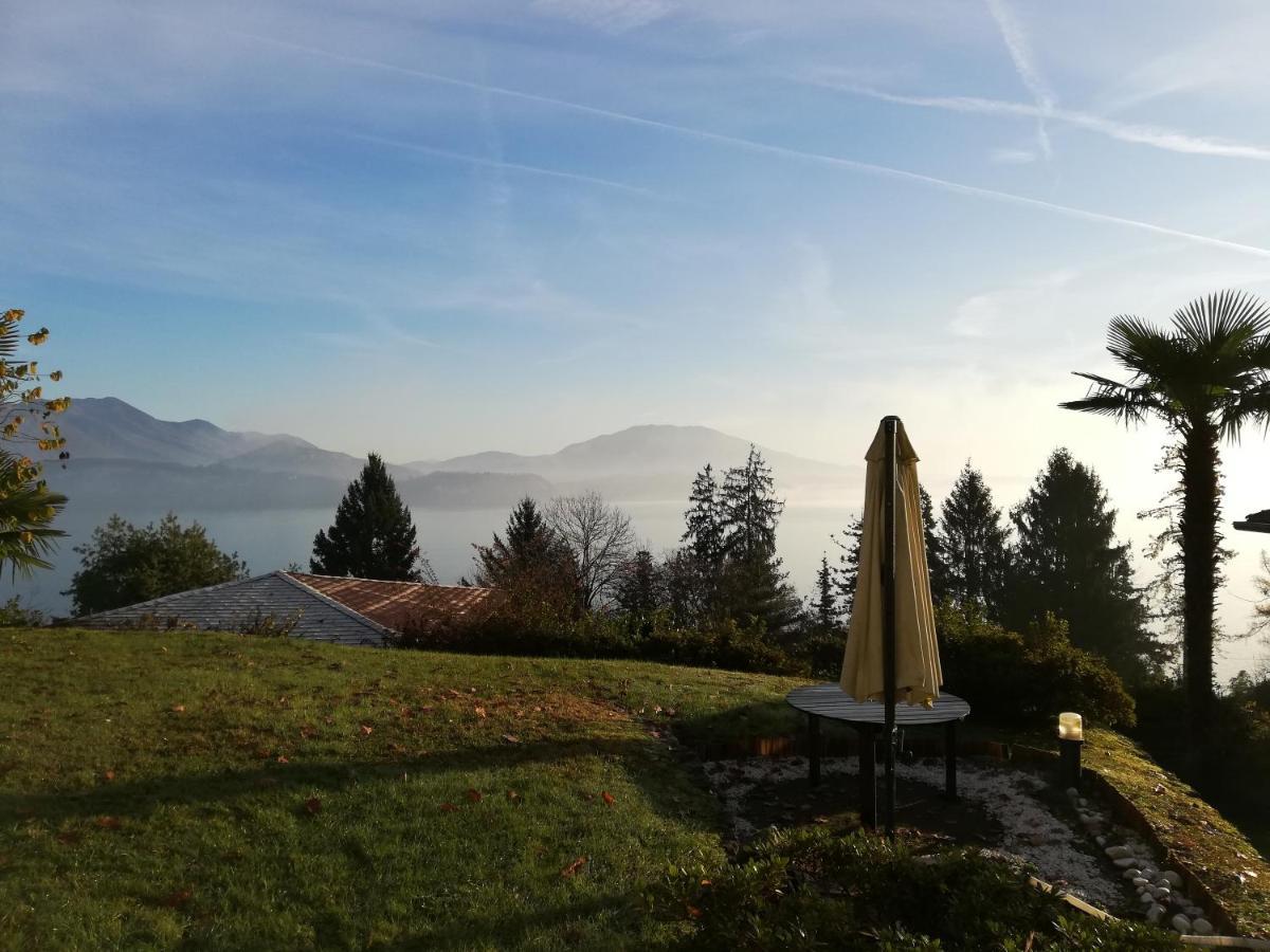 Romantica Casetta Nel Verde Con Vista Sul Lago Belgirate Eksteriør billede